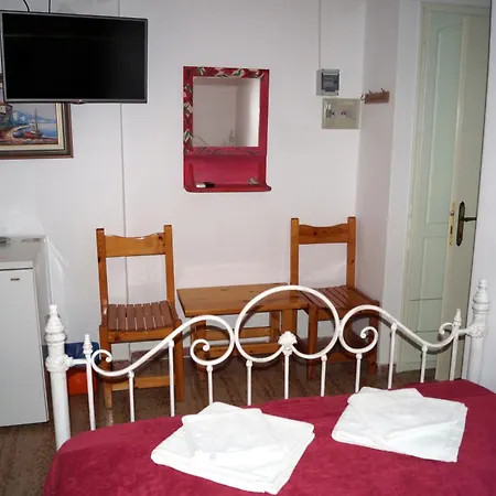 Ferienwohnung Maria & Kyros House Parga Zimmer foto