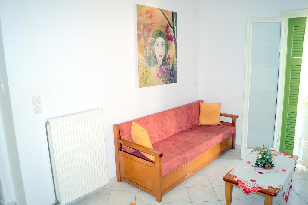 Maria & Kyros House