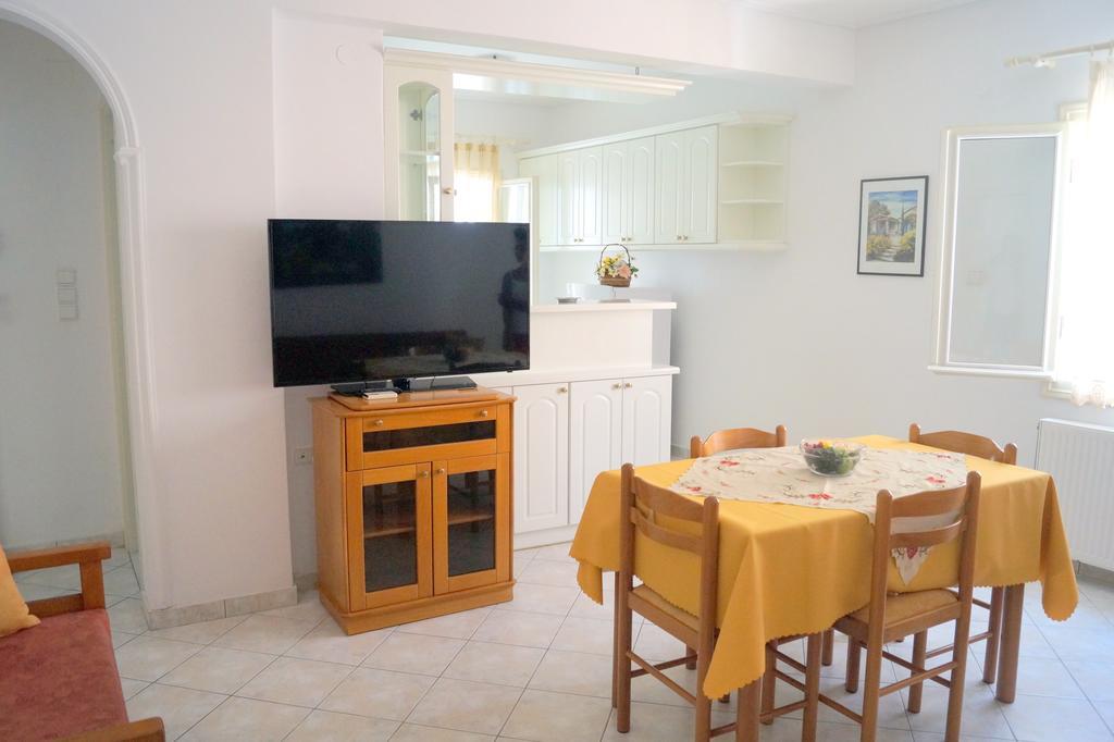 Maria & Kyros House Parga
